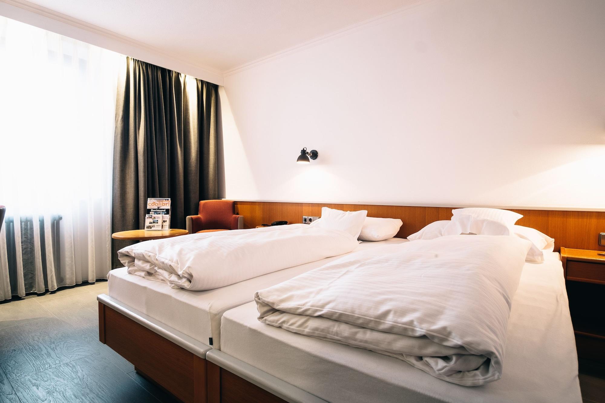 Akzent Hotel Koerner Hof Дортмунд Экстерьер фото